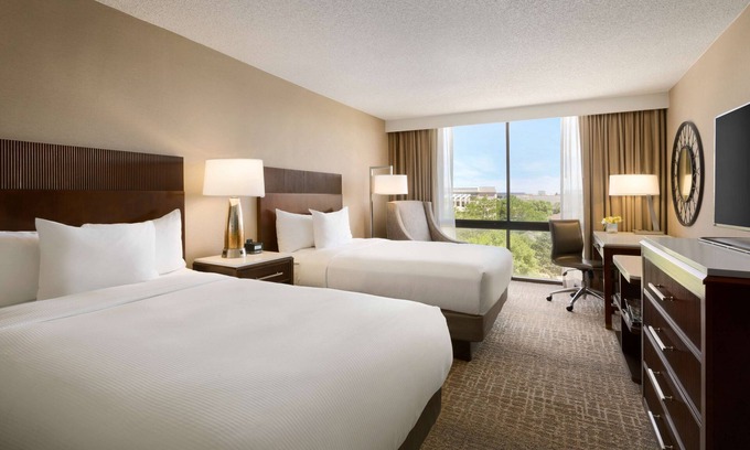 Fort Collins Hotel | Hilton Fort Collins