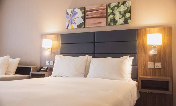 Little Hay Hotel | Hilton Garden Inn Birmingham Airport