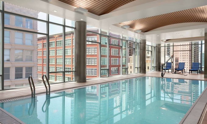 South Loop Hotel | Hilton Garden Inn Chicago Downtown South Loop