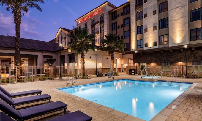 Westmont Hotel | Hilton Garden Inn Chino Hills Pomona CA