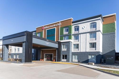 Des Moines Hotel | Hilton Garden Inn Des Moines Airport