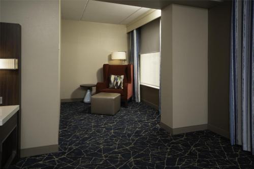 Terry Sanford Hotel | Hilton Garden Inn Fayetteville/Fort Bragg