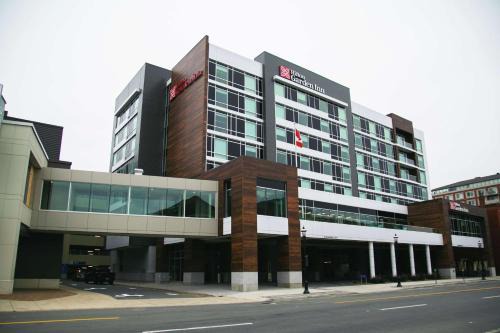 Downtown Hotel | Hilton Garden Inn Fredericton