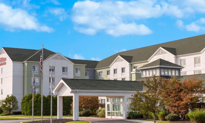 Ronkonkoma Hotel | Hilton Garden Inn Islip/MacArthur Airport