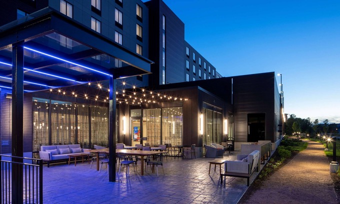 Madison Hotel | Hilton Garden Inn Madison Downtown