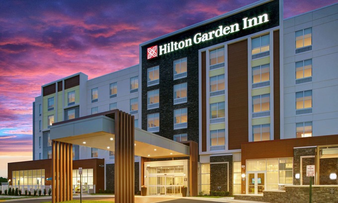 Lakeview Hotel | Hilton Garden Inn Manassas
