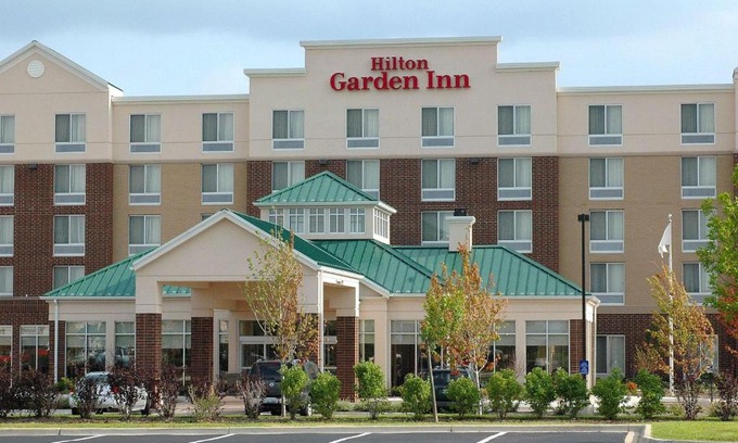 Warrenville Hotel | Hilton Garden Inn Naperville/Warrenville
