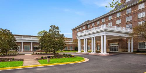 Suffolk Hotel | Hilton Garden Inn Suffolk Riverfront