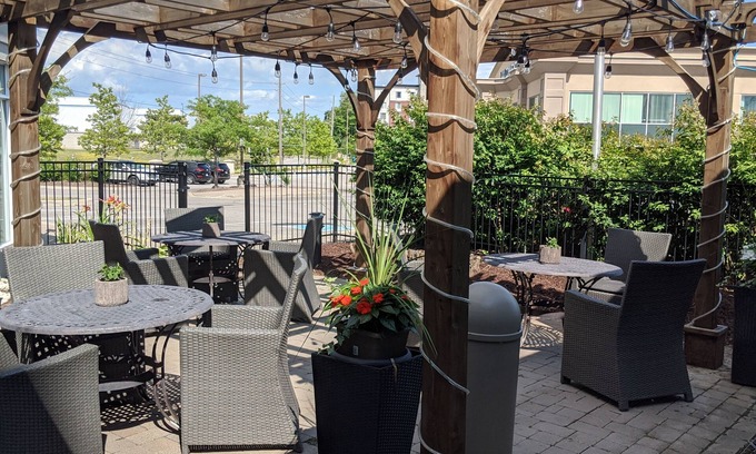 Ajax Hotel | Hilton Garden Inn Toronto/Ajax