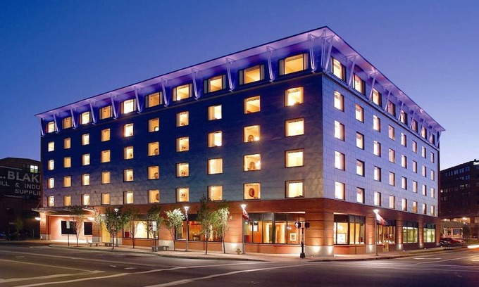 Old Port Hotel | Hilton Garden Inn Portland Downtown Waterfront