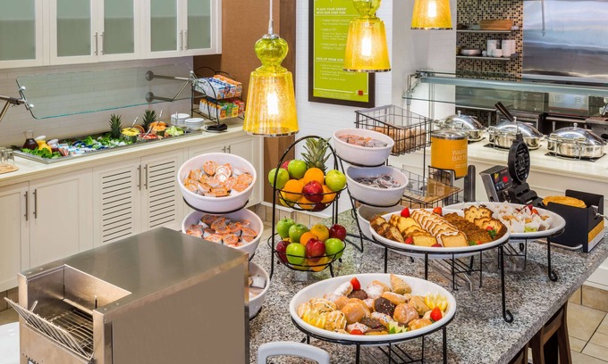 Wayne Hotel | Hilton Garden Inn Wayne