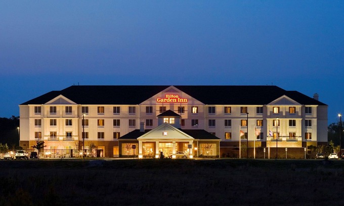 Wilmington Hotel | Hilton Garden Inn Wilmington Mayfaire Town Center