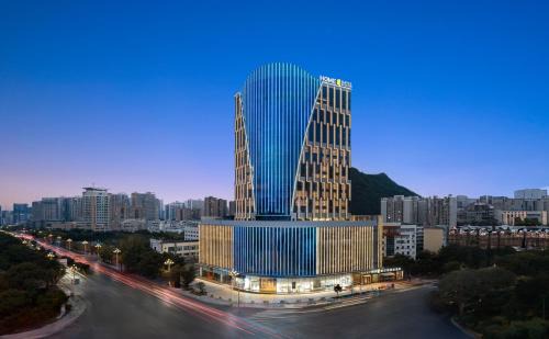 Xingyi Hotel | Hilton Garden Inn Xingyi Orange Hill Plaza