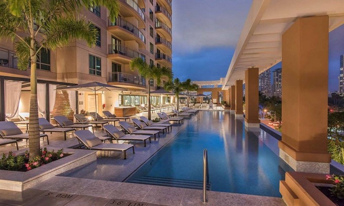 Ala Moana Resort | Hilton Grand Island Penthouse: 3BR,3BA, Ocean Views on Waikiki Beach, Luxurious!