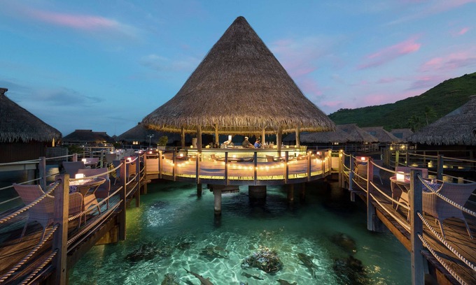 Pihaena Resort | Hilton Moorea Lagoon Resort and Spa