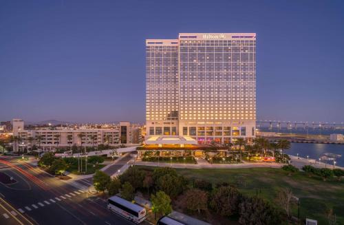 Marina District Hotel | Hilton San Diego Bayfront