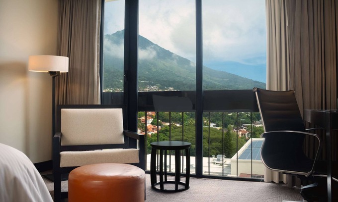San Salvador Hotel | Hilton San Salvador
