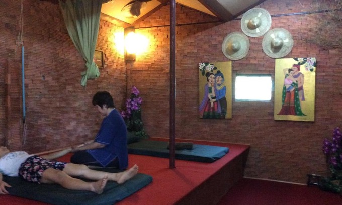 Sila Resort | Himawari Restaurant & Cottage