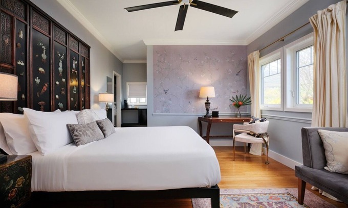Wailuku Bed & Breakfast | Hinano Suite | Historic Maui Inn + Chef’s Breakfast