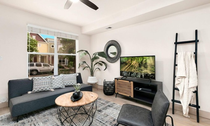 Old Town North House | Hip Old Town North Gem! Near Breweries and River!