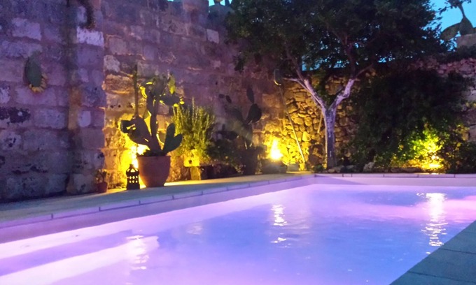 Spongano Villa | *Historic 1700 Villa in village near sea. Pool gardens WiFi A/C Solar P.