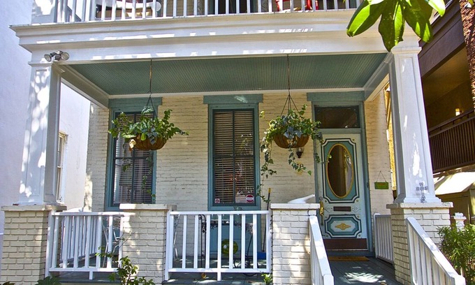Charleston Historic District House | Historic 1882 Home ~ Sleeps 12 ~ In The Heart Of Downtown Charleston