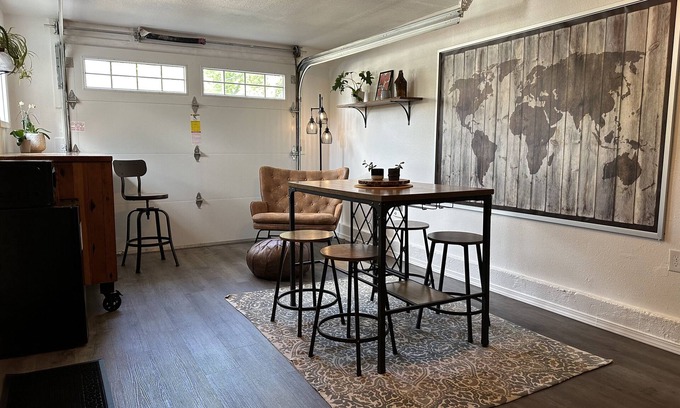 Canemah House | Historic 1898 Oregon City Home - 4 minutes from Downtown Oregon City!