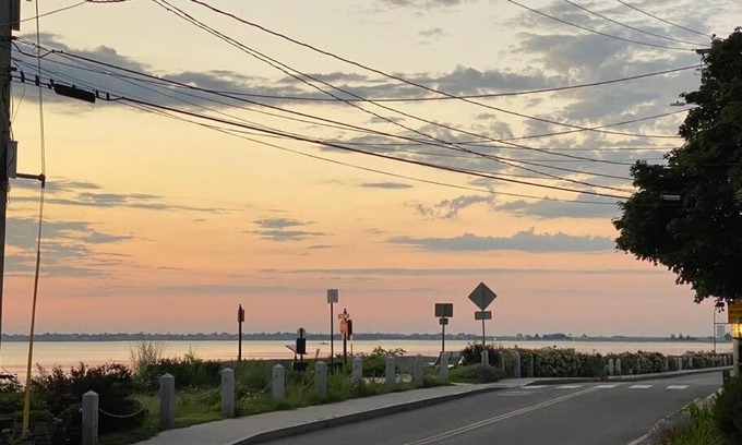 Newburyport Apartment | Historic 2 Bedroom with marble baths and water views