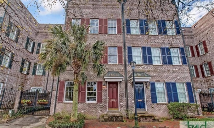 Historic District - North House | Historic 3-Bed Townhouse w/Courtyard & Parking