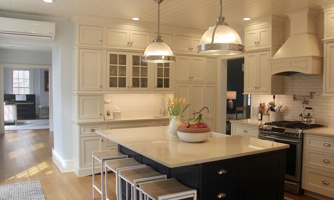 Wading River House | Historic 4 Bedroom w/ Pool, PERFECT FOR A FAMILY, 1/2 mile from beach
