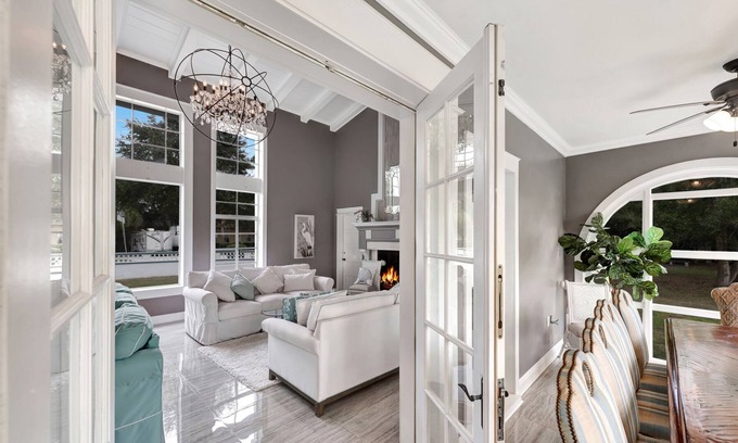 Vero Beach House | Historic 5-Acre Grand Estate-center of town. 4 miles to beach!