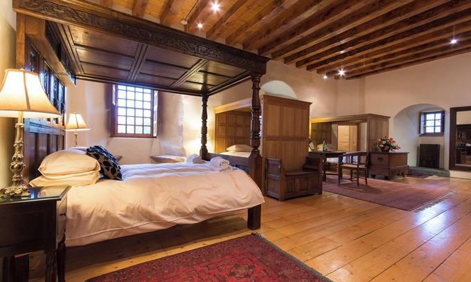 Cupar Other | Historic 6-Bedrooms Castle Retreat