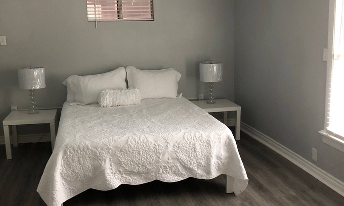 Alta Vista House | Historic Alta Vista Guesthouse