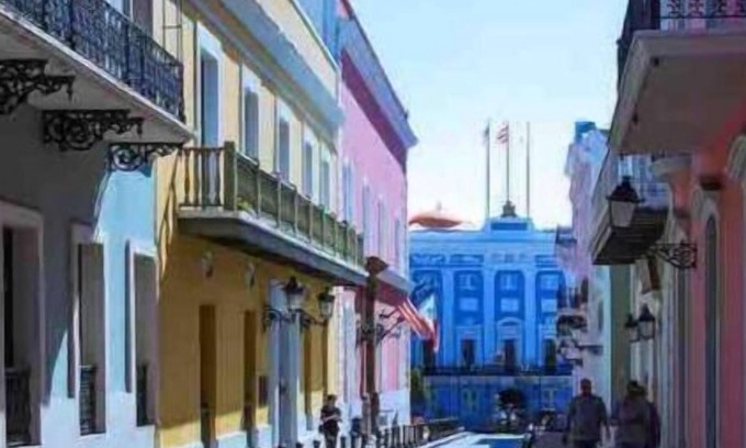 Mercado Apartment | Historic and Stylish Apt at Calle Fortaleza!