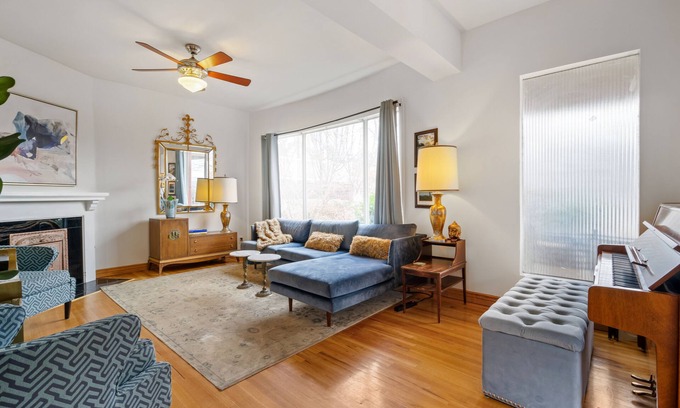 Lower Avenues Cottage | Historic Avenues Cottage-Walk Downtown!