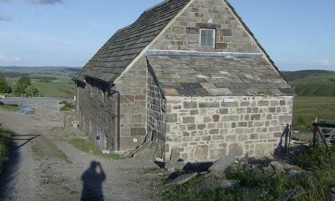 Longnor Cottage | Historic Barn With Breathtaking Views Over Derbys/Staffs Border. Pet Friendly