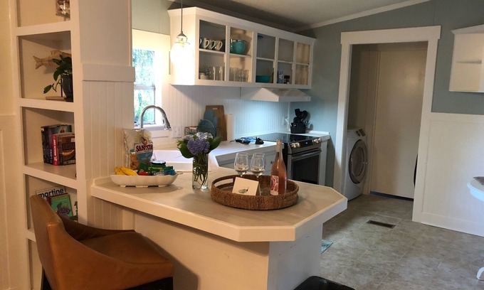 Burton House | Historic Beaufort, SC Near Parris Island, 4 Bed/2 Bath, Sleeps 7