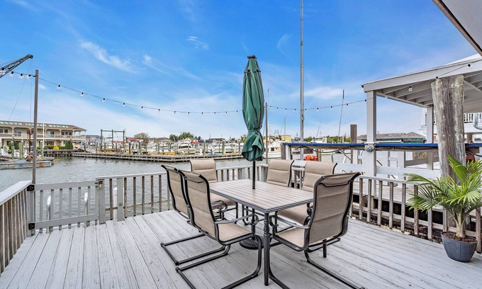 Cape May House | Historic Boat House on "The Water's Edge" of Cape May Harbor