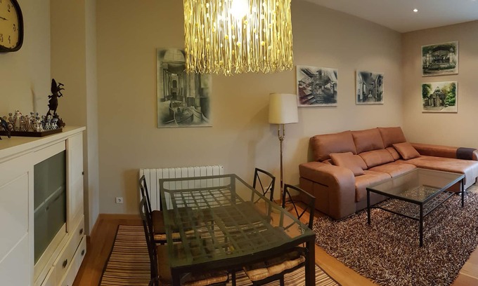 Mondariz-Balneario Apartment | Historic building Mondariz-Balneario: peace, tranquility, ideal for teleworking