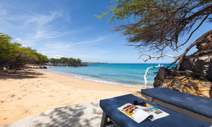Puako House | Historic Bungalow On Idyllic White Sand Beach w/Great Snorkeling!