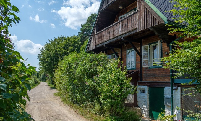 Klausen-Leopoldsdorf House | Historic Cottage in the Beautiful Vienna Woods, Artists/Writers Retreat