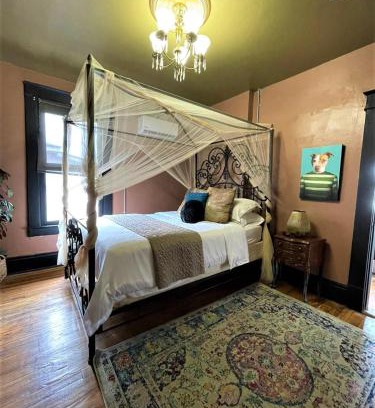 Downtown El Paso Apartment | Historic Casa Mina 1br Near Downtown W Parking