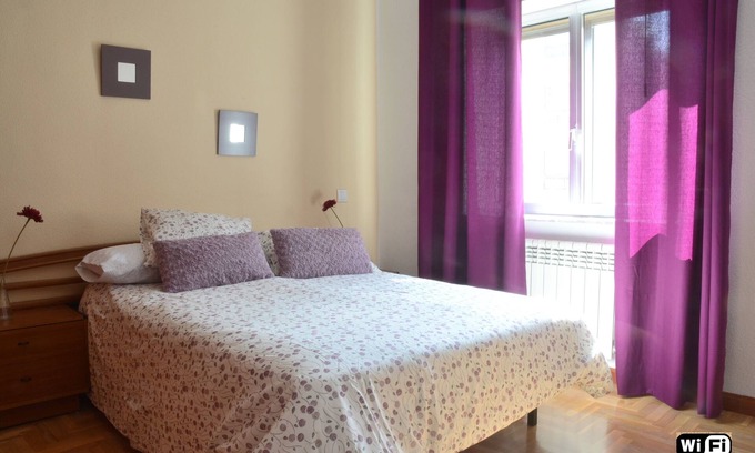 Centro Apartment | Historic Center, Salamanca. 5 people, 3 rooms, 5 minutes from the main square