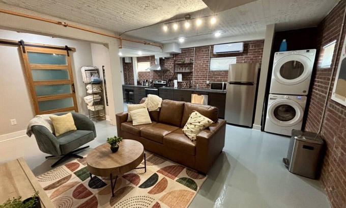 Old Town Apartment | Historic Charm Steps from Downtown Huntsville