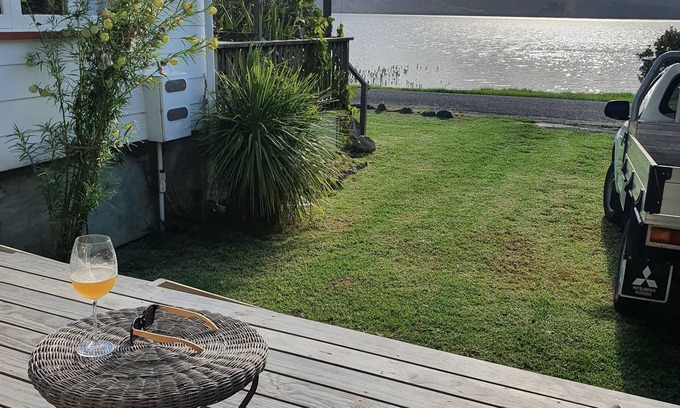 Rawene Cottage | Historic Cottage in the Heart of Rawene