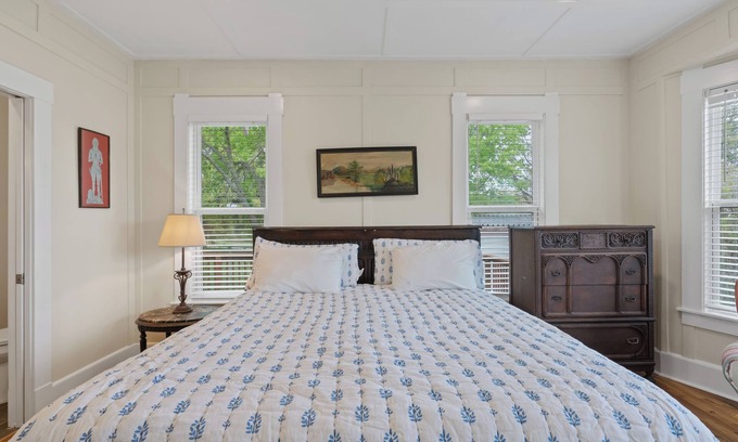 Fort Worth House | Historic Craftsman between Downtown & Stockyards