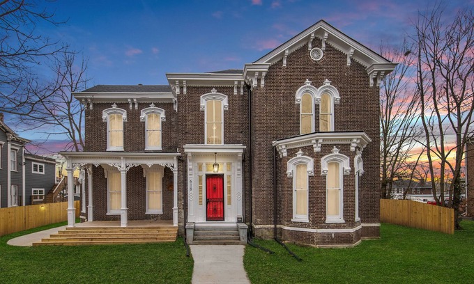 Georgetown House | Historic Downtown Stay -Horse Park 11min/Ark 30min