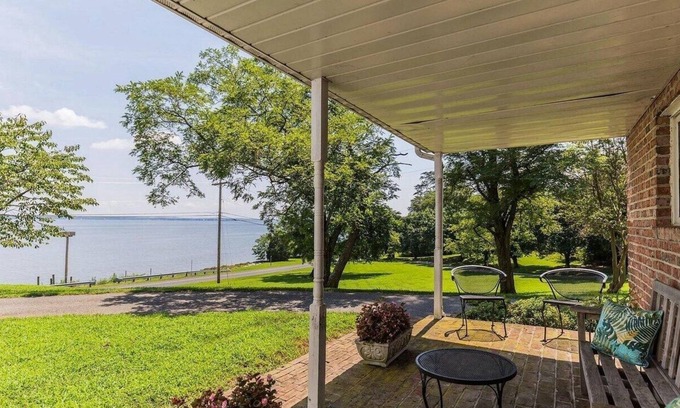 Morganza Bed & Breakfast | Historic, Elegant, Luxurious.