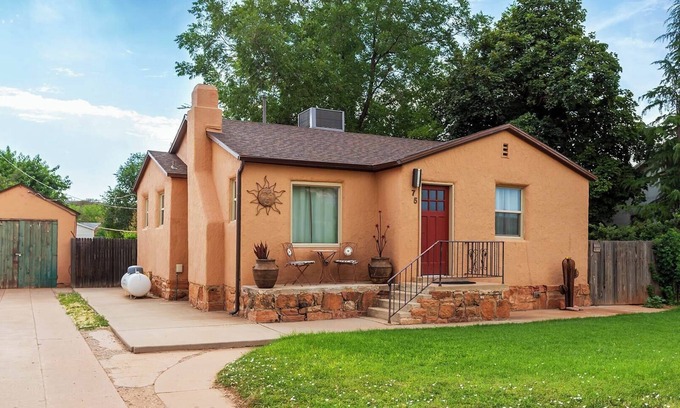 Kanab House | Historic Family Home in Kanab, Utah. Pets Okay!