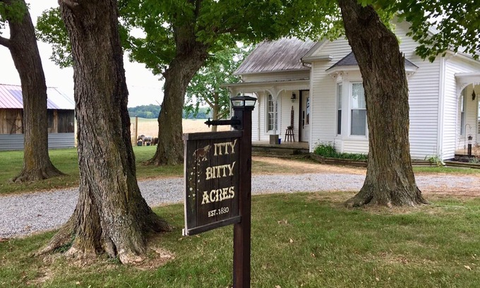Springfield House | Historic Farmhouse - Amazing Views - WATCH OUR VIDEO!